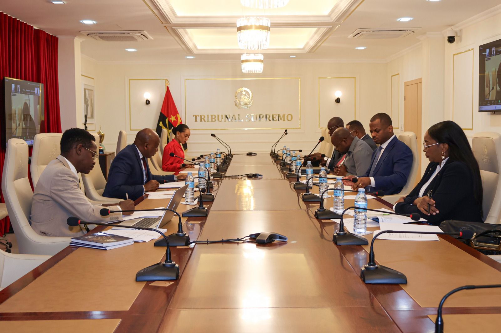 COMISSÃO TÉCNICA ANALISA DADOS SOBRE CRIMES DE CONTRABANDO DE COMBUSTÍVEIS E BRANQUEAMENTO DE CAPITAIS