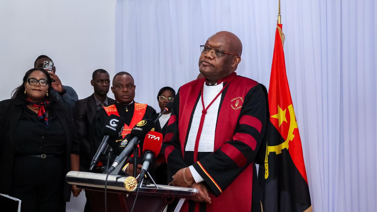 PRESIDENTE DO TRIBUNAL SUPREMO EXIGE RIGOR E RESPONSABILIDADE AOS NOVOS JUÍZES PRESIDENTES DOS TRIBUNAIS DE COMARCA