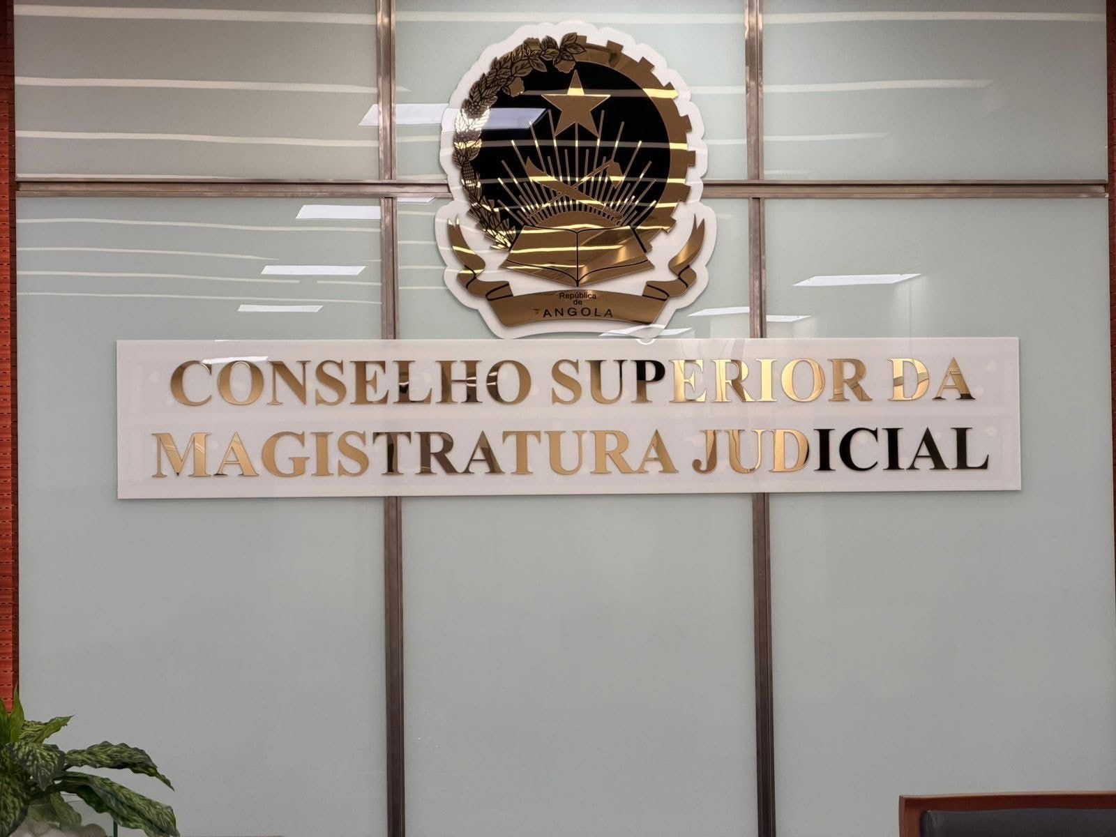 CSMJ DIVULGA RESULTADOS FINAIS DO CONCURSO PARA JUÍZES CONSELHEIROS DO TRIBUNAL SUPREMO NO JORNAL DE ANGOLA E NO SEU SITE